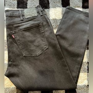 Men’s Levi’s 512 Jeans